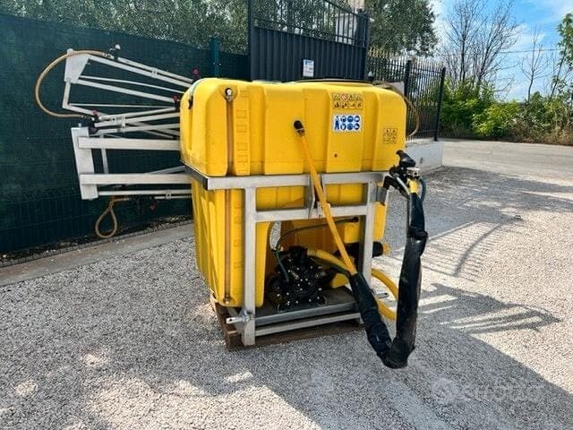 Botte Caffini 600 lt con barra manuale 12 m — foto 6