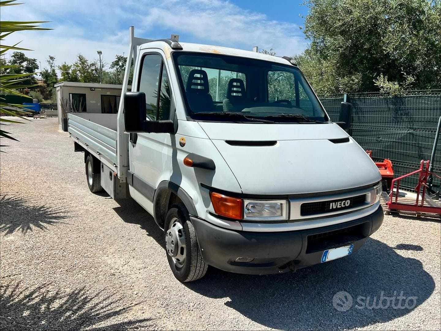Iveco Daily 35C13 — 2002 — foto 2